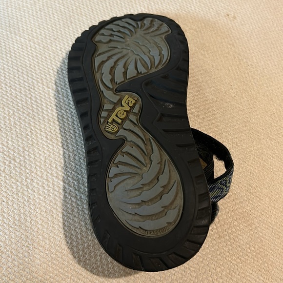 Teva Sandals - Picture 6 of 8